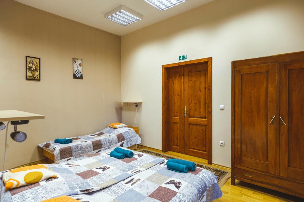 Tolnay Kuria Es Vendeghaz Hotel Nagygorbo Buitenkant foto